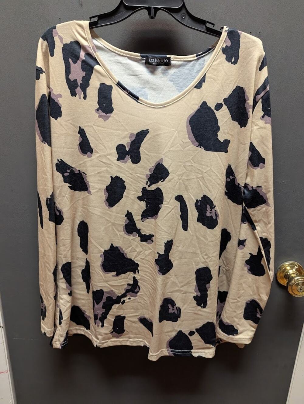 La Mode Women's Beige Abstract Print Long Sleeve Top Animal Print Size Large